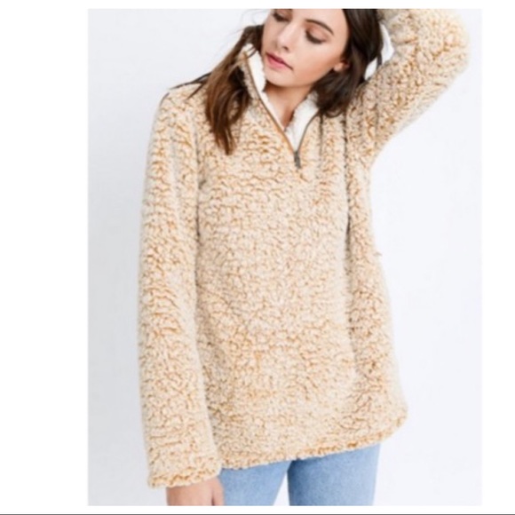 ✨LAST ONE✨Sherpa soft zip pull over - Picture 5 of 8